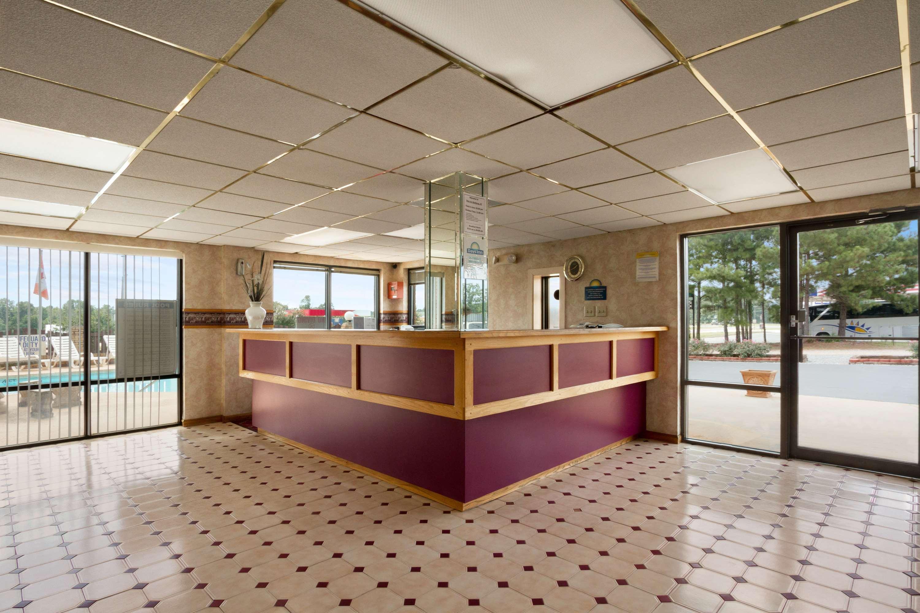 Days Inn By Wyndham Richburg Kültér fotó