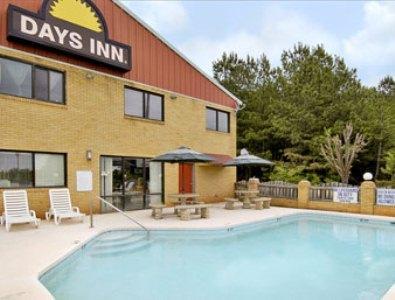 Days Inn By Wyndham Richburg Kültér fotó